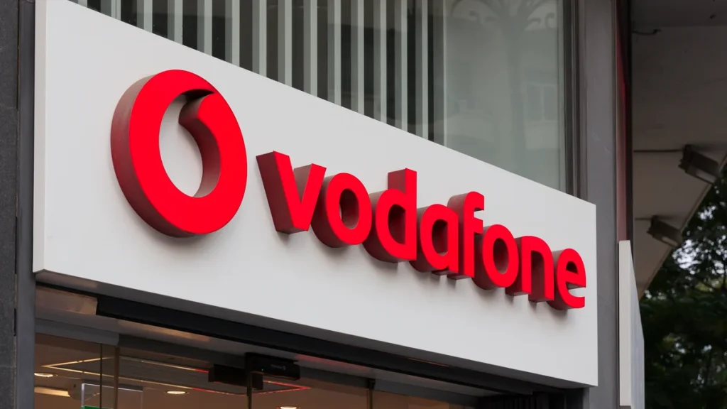 Vodafone BezLimitu M: Neomezená data za 489 Kč jsou podmíněna výdaji přes 2 000 Kč měsíčně