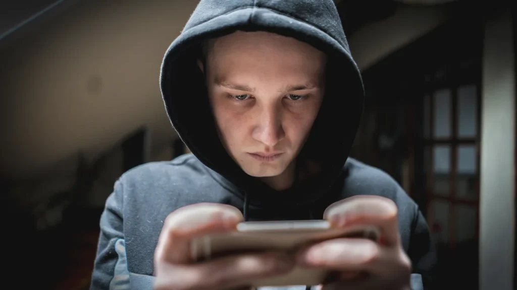 Hacknutý Android 2026: Zkontrolujte oprávnění kamery, mikrofonu a SMS dřív, než bude pozdě